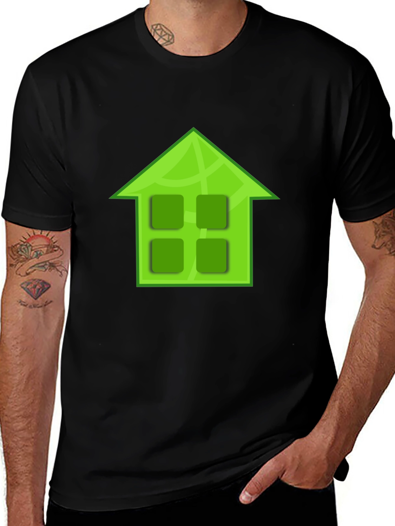 Camiseta Negra con Diseño de Casa Verde