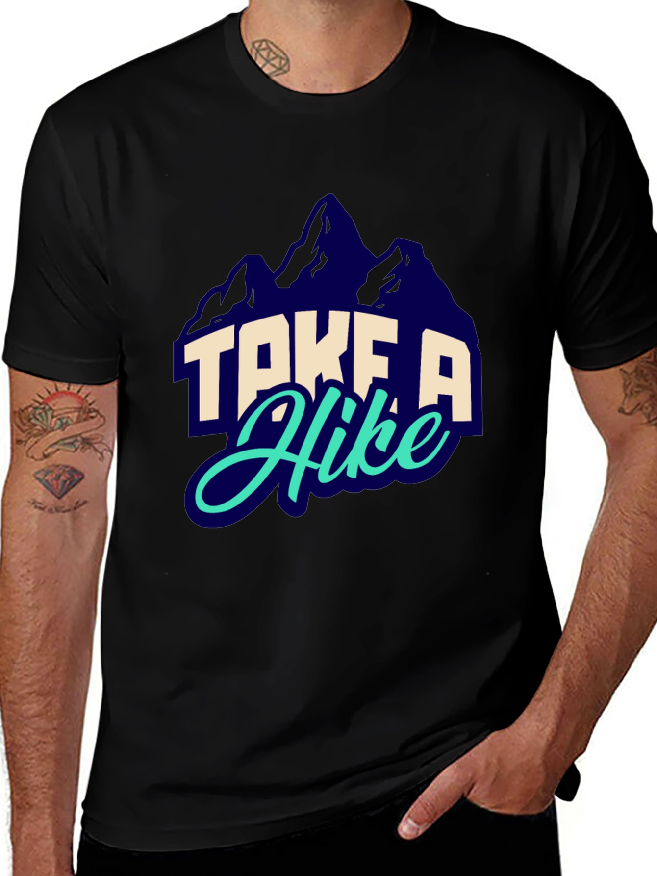 Camiseta Negra con Diseño de Montaña Take a Hike