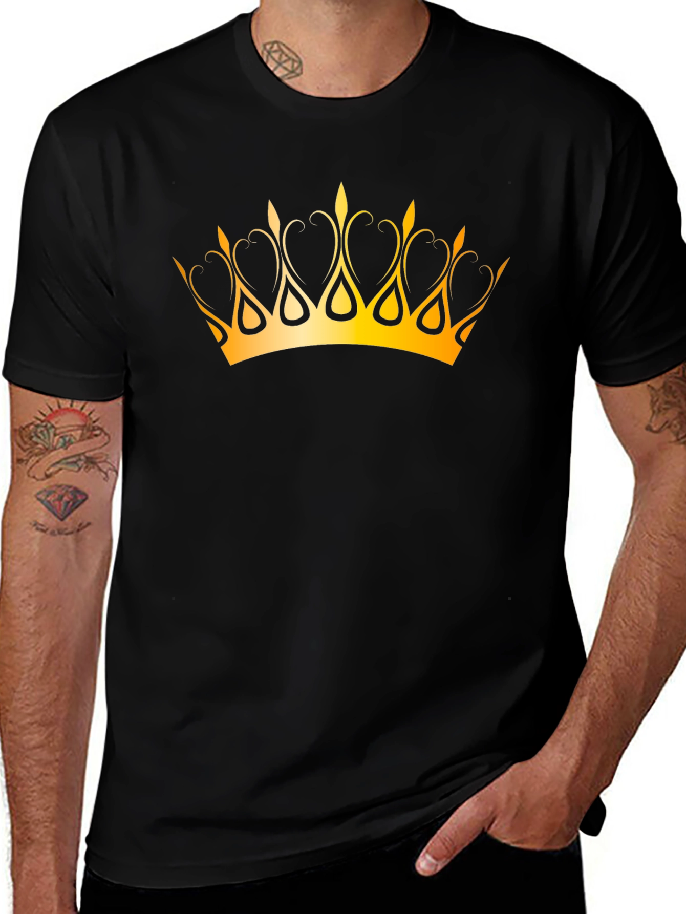 Camiseta Negra con Corona Dorada - Estilo Majestuoso