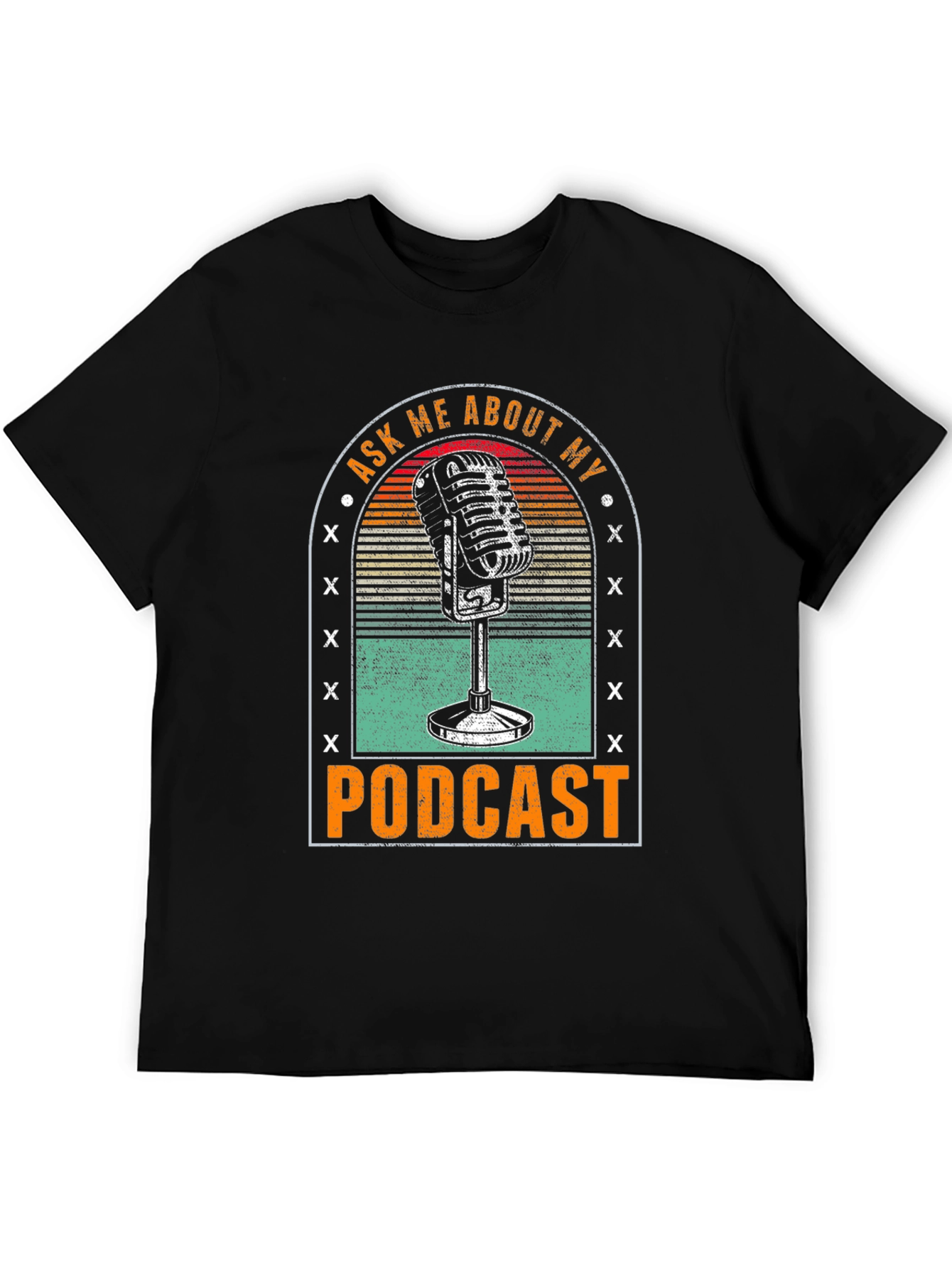 Camiseta Negra con Diseño de Micrófono Podcast