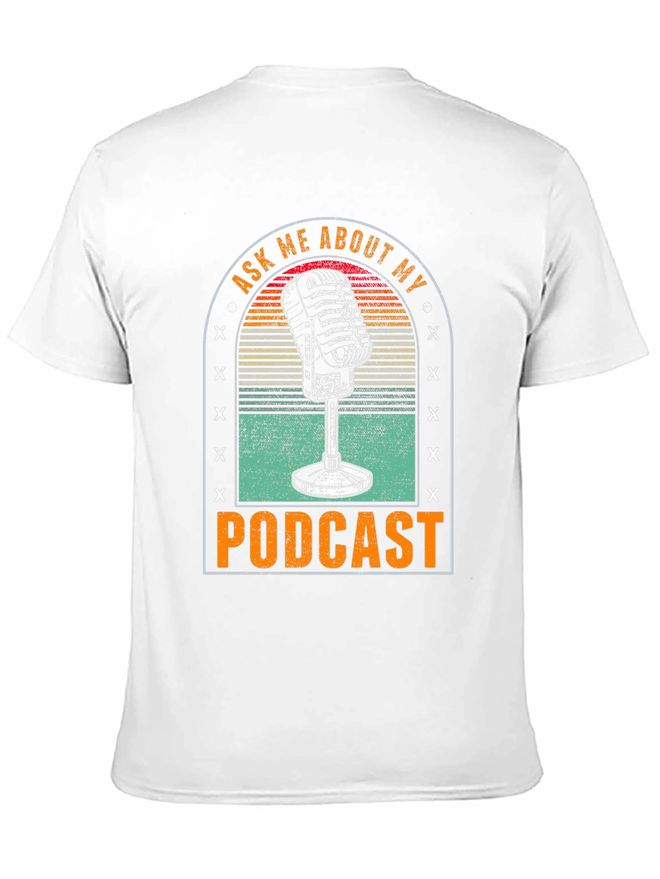 Camiseta Negra con Diseño de Micrófono Podcast