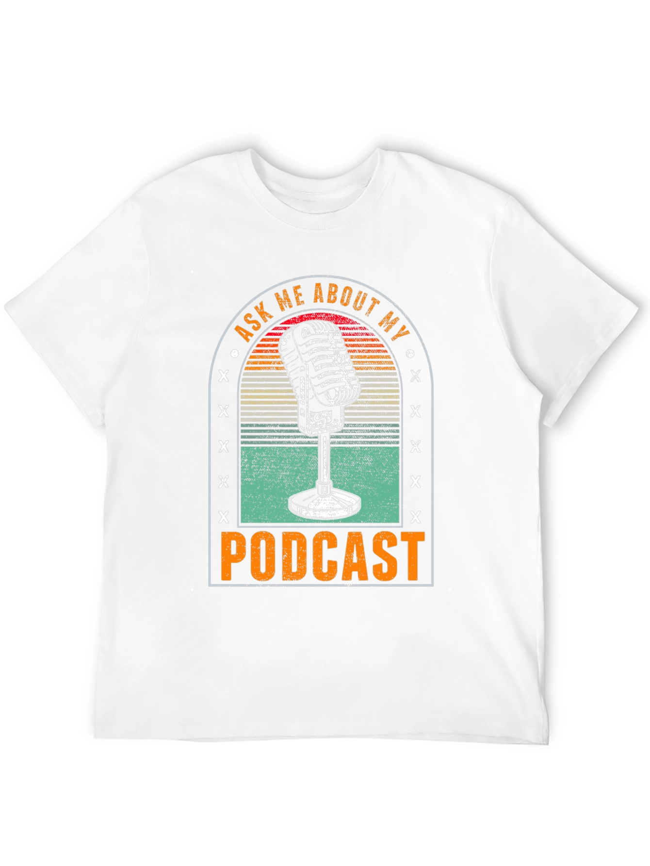 Camiseta Negra con Diseño de Micrófono Podcast