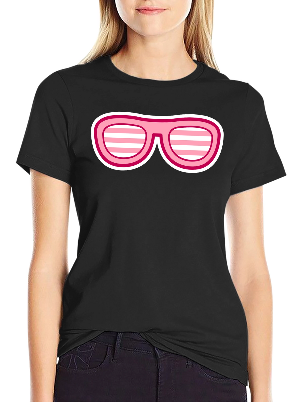 Camiseta Negra con Diseño de Gafas Rosadas