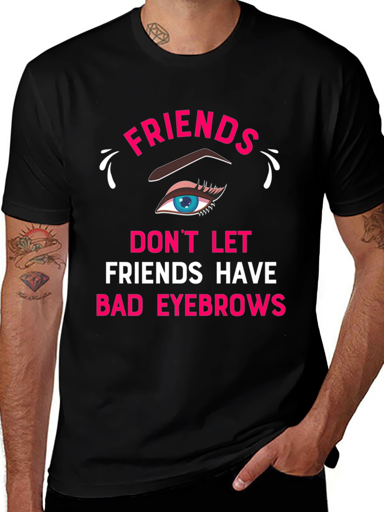 Camiseta Negra con Diseño Amigos y Cejas