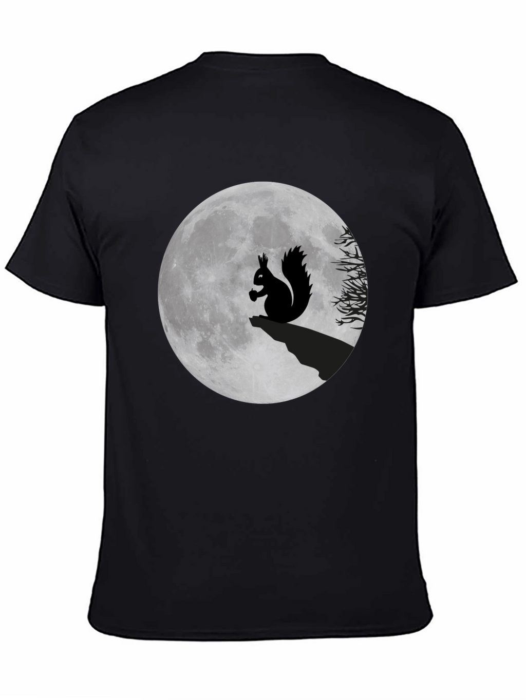 Camiseta Negra con Ardilla y Luna Llena