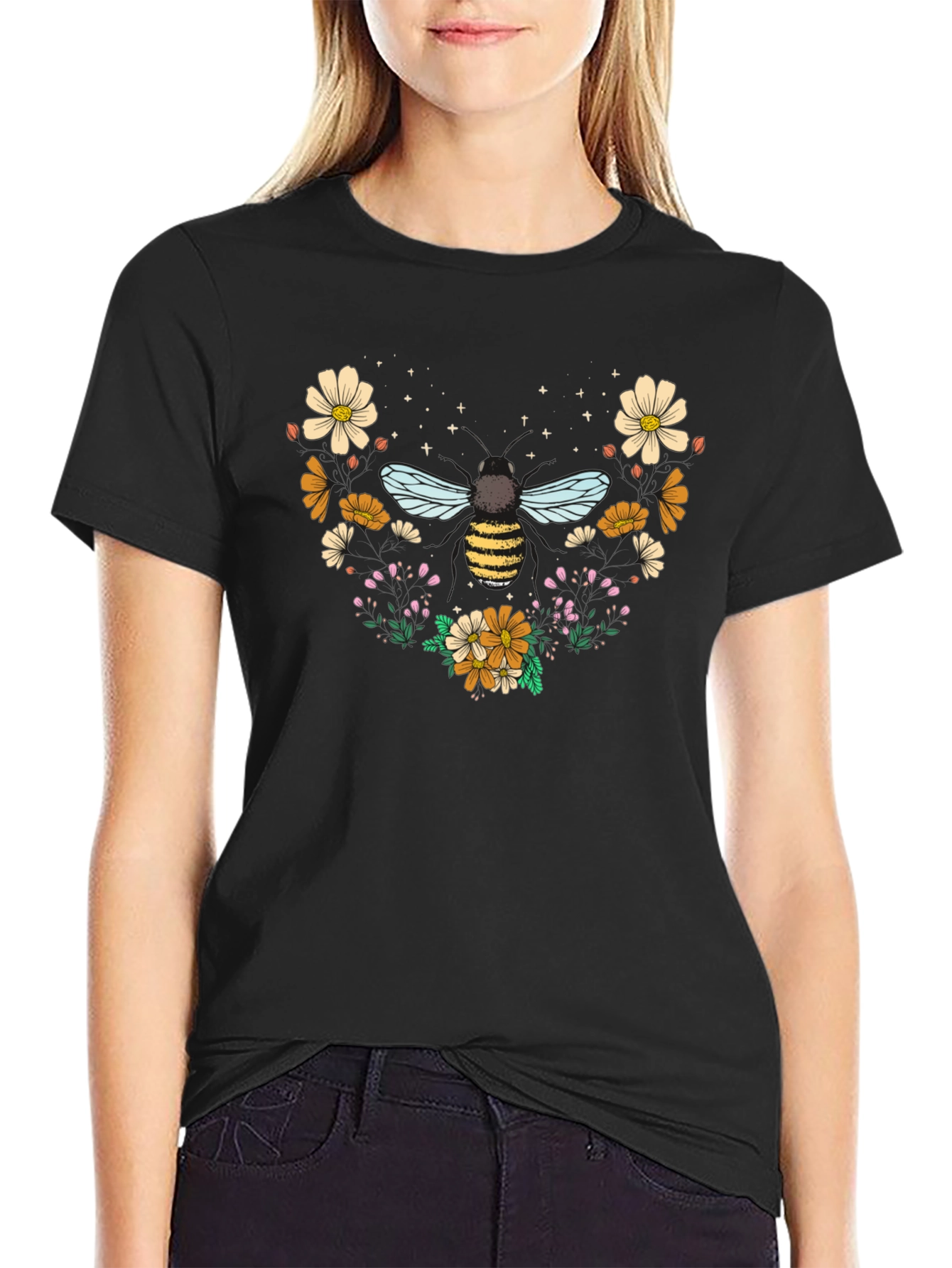 Camiseta Negra con Diseño de Abeja Floral