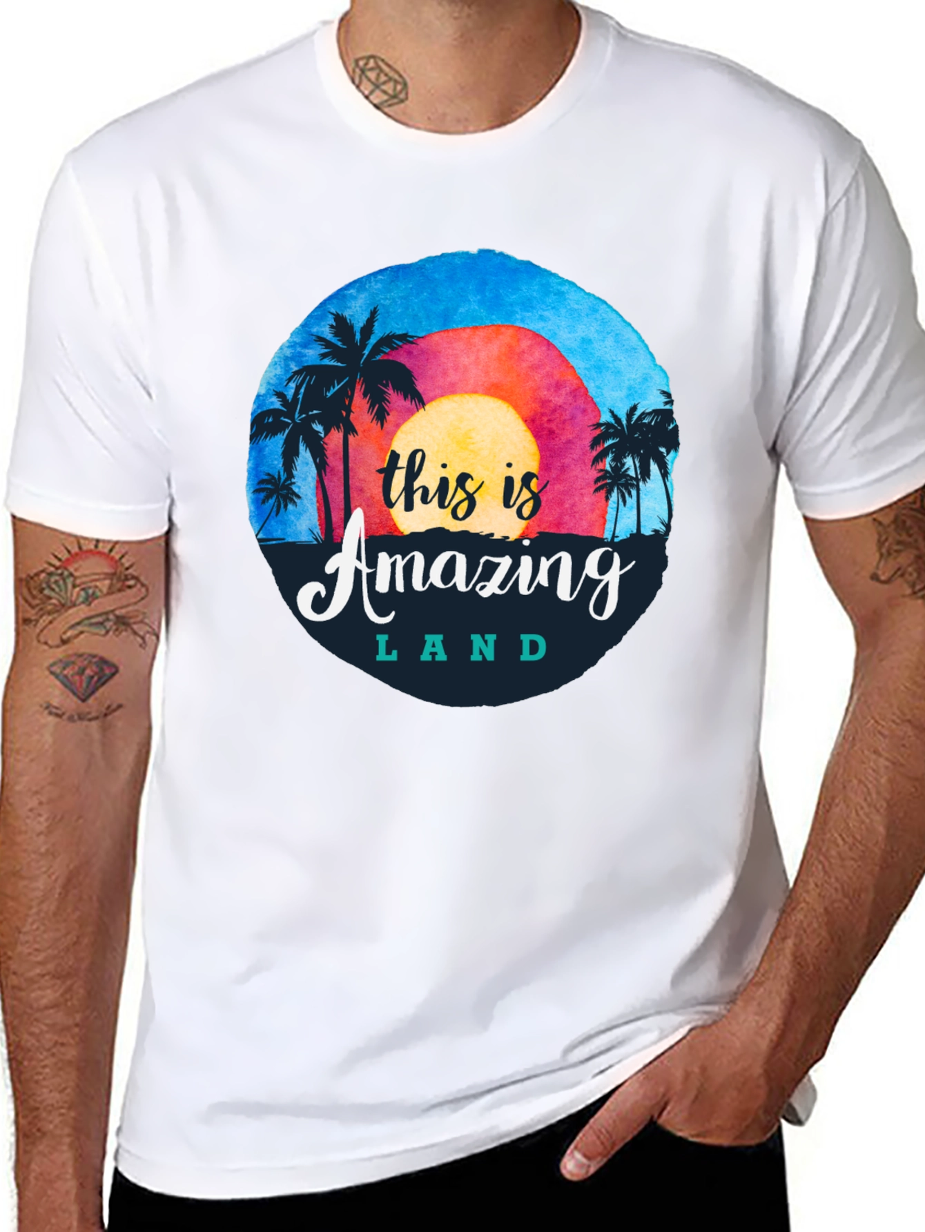 Camiseta Negra Amazing Land Tropical