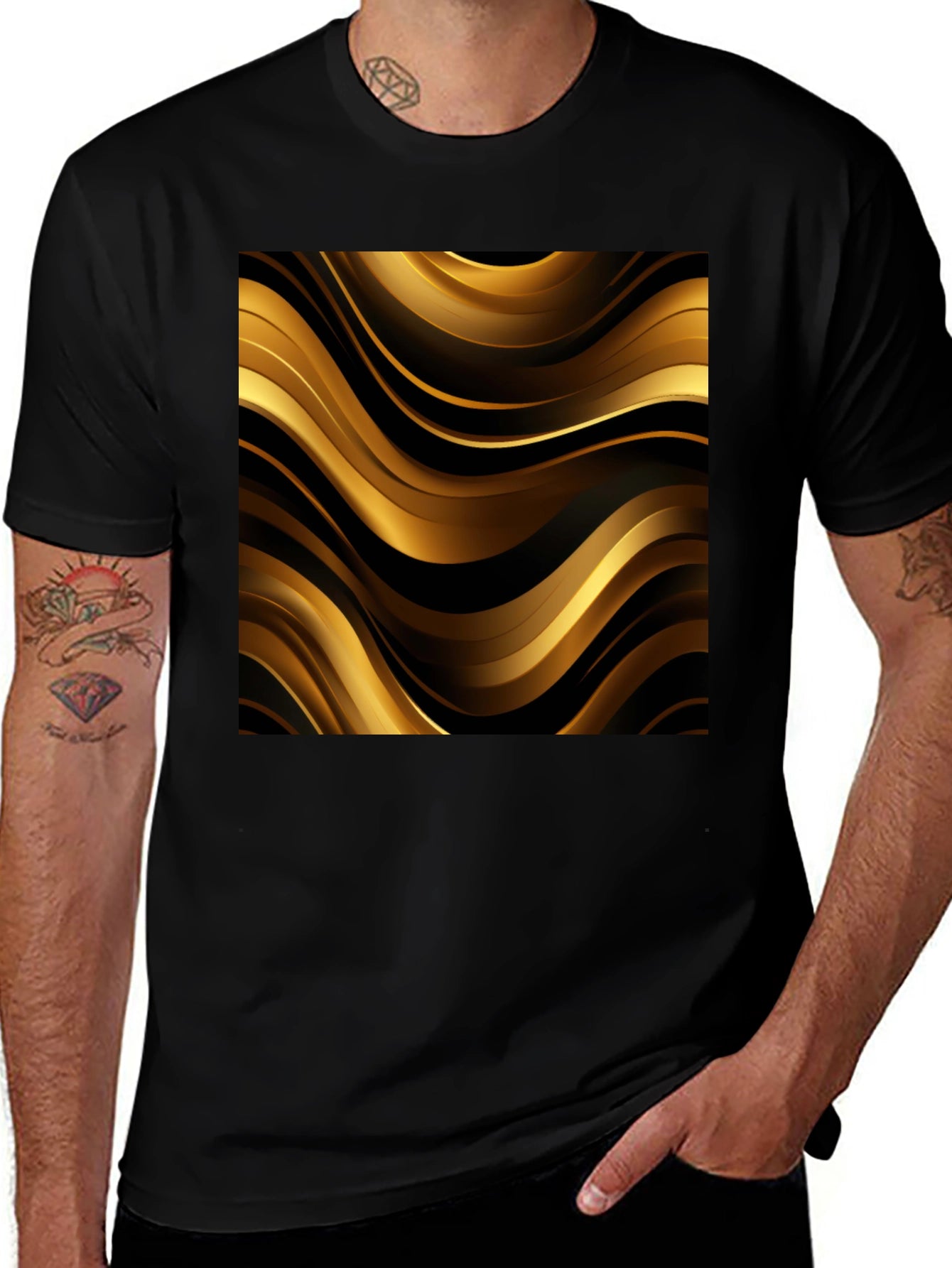 Camiseta Negra con Diseño Abstracto Dorado y Negro