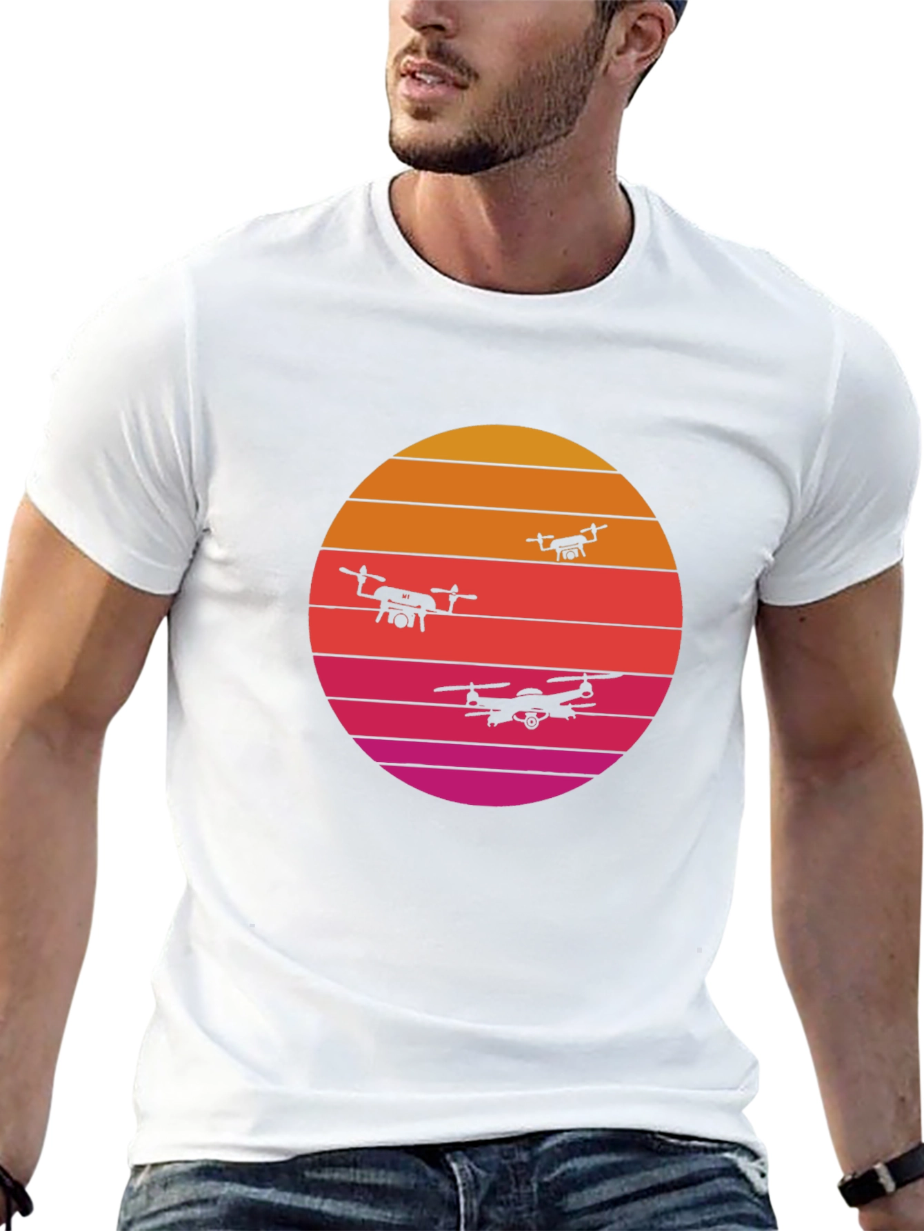 Camiseta con Diseño de Drones y Atardecer Retro