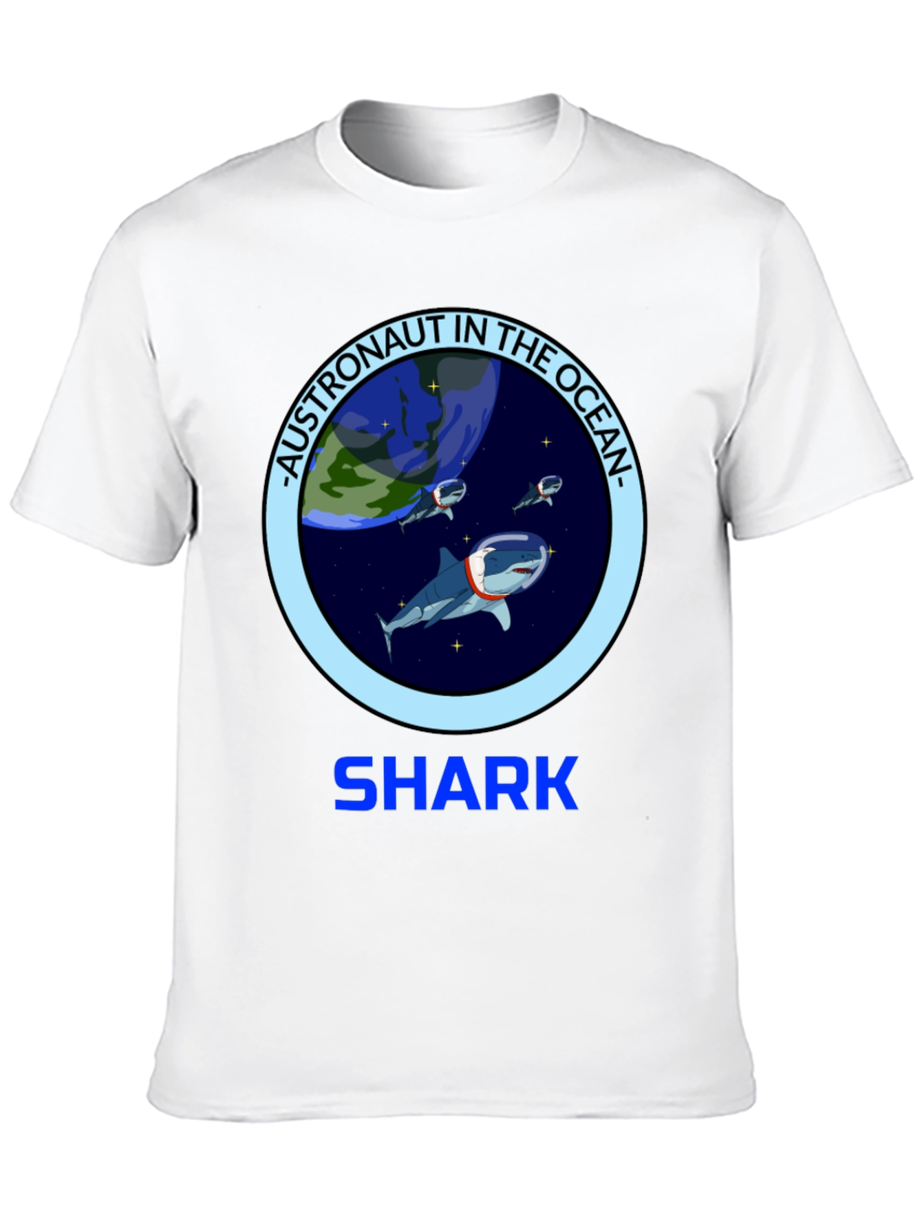 Camiseta Negra Astronauta Tiburón Océano