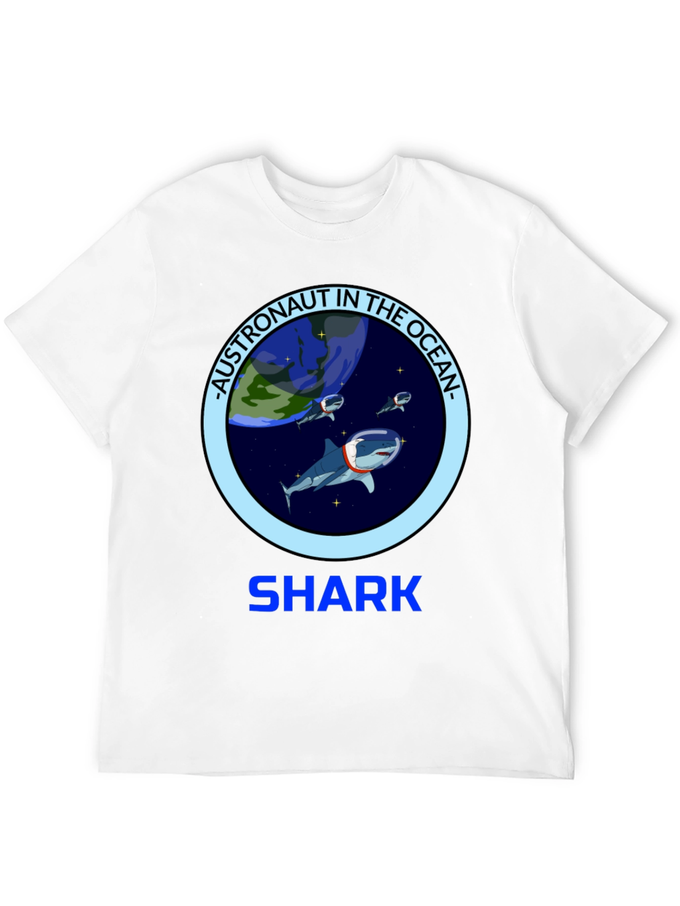 Camiseta Negra Astronauta Tiburón Océano