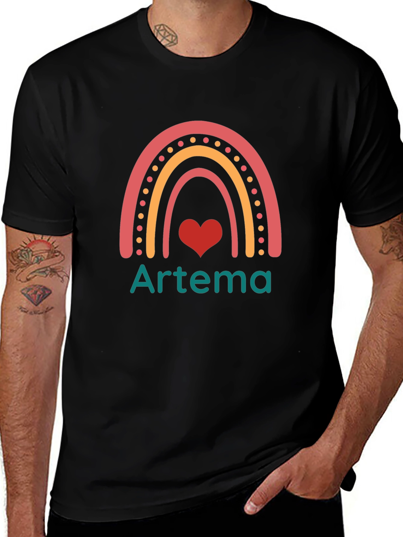 Camiseta Negra Arcoíris Artema Corazón