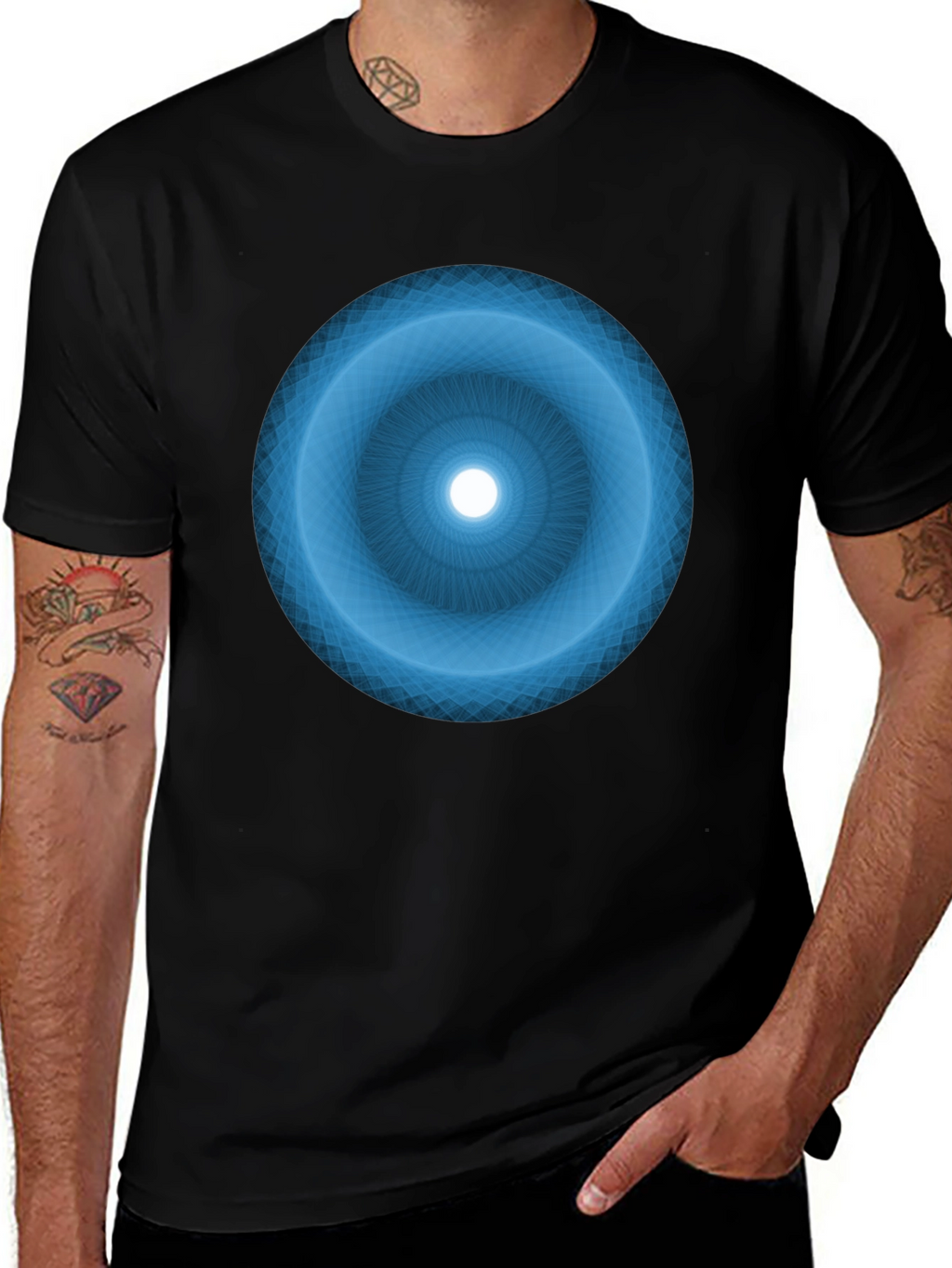 Camiseta Negra con Diseño Circular Azul Abstracto