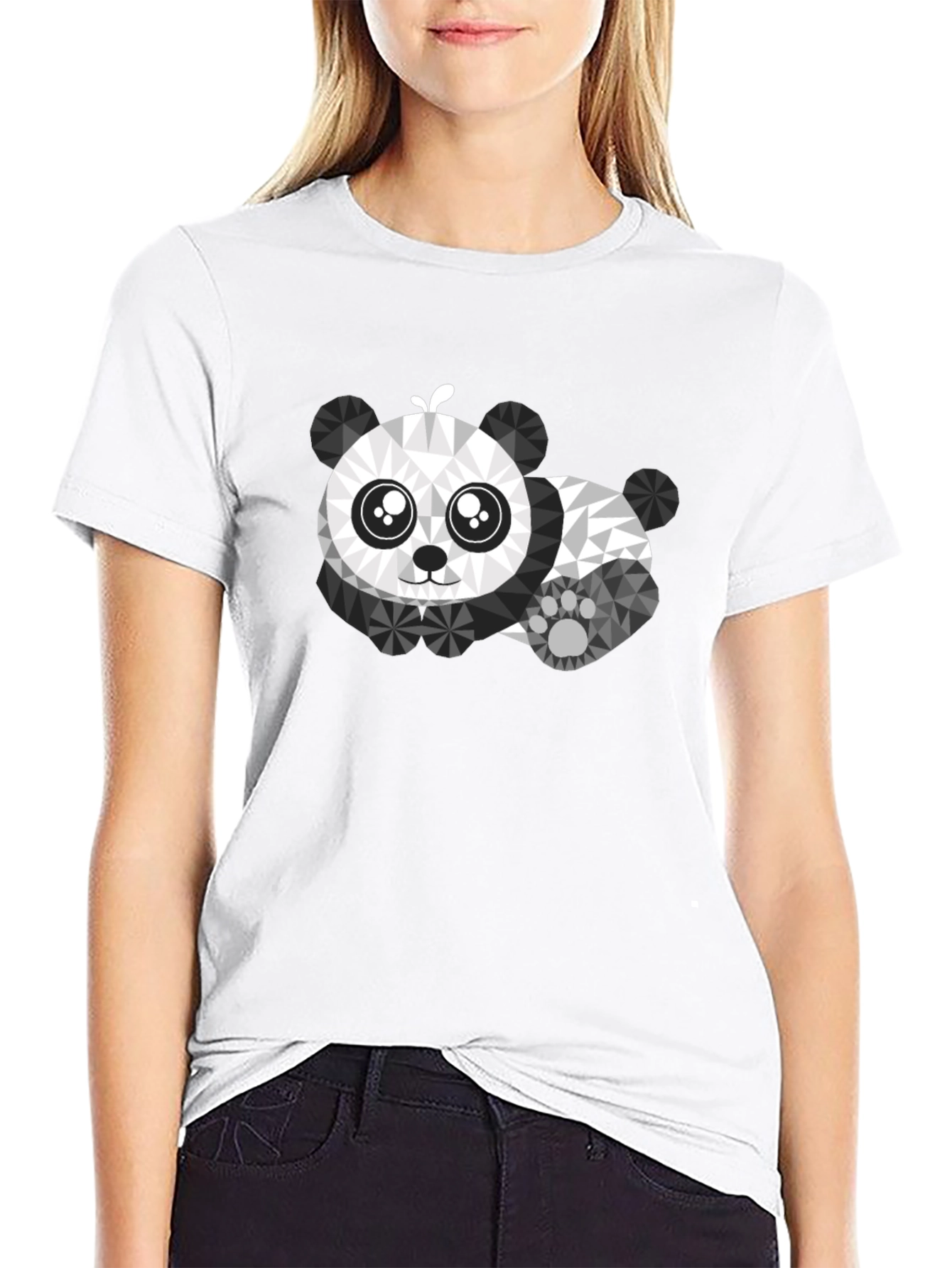 Camiseta Negra con Diseño de Panda Geométrico