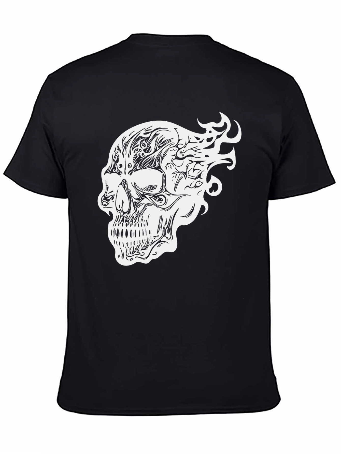 Camiseta Negra con Diseño de Calavera Tribal