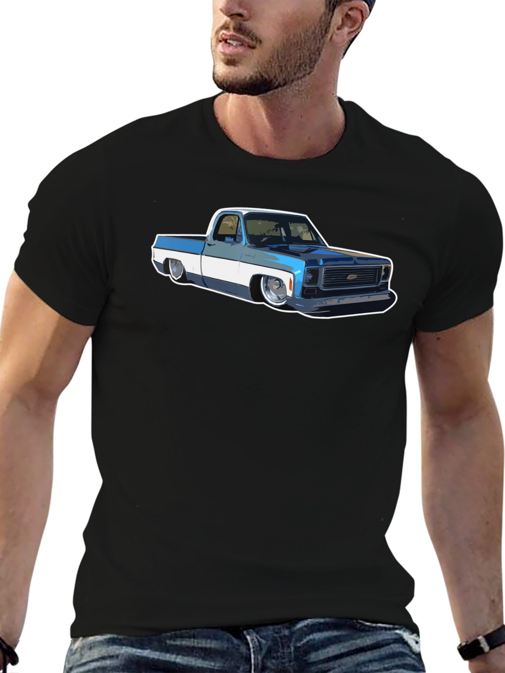 Camiseta Negra con Diseño de Camioneta Clásica