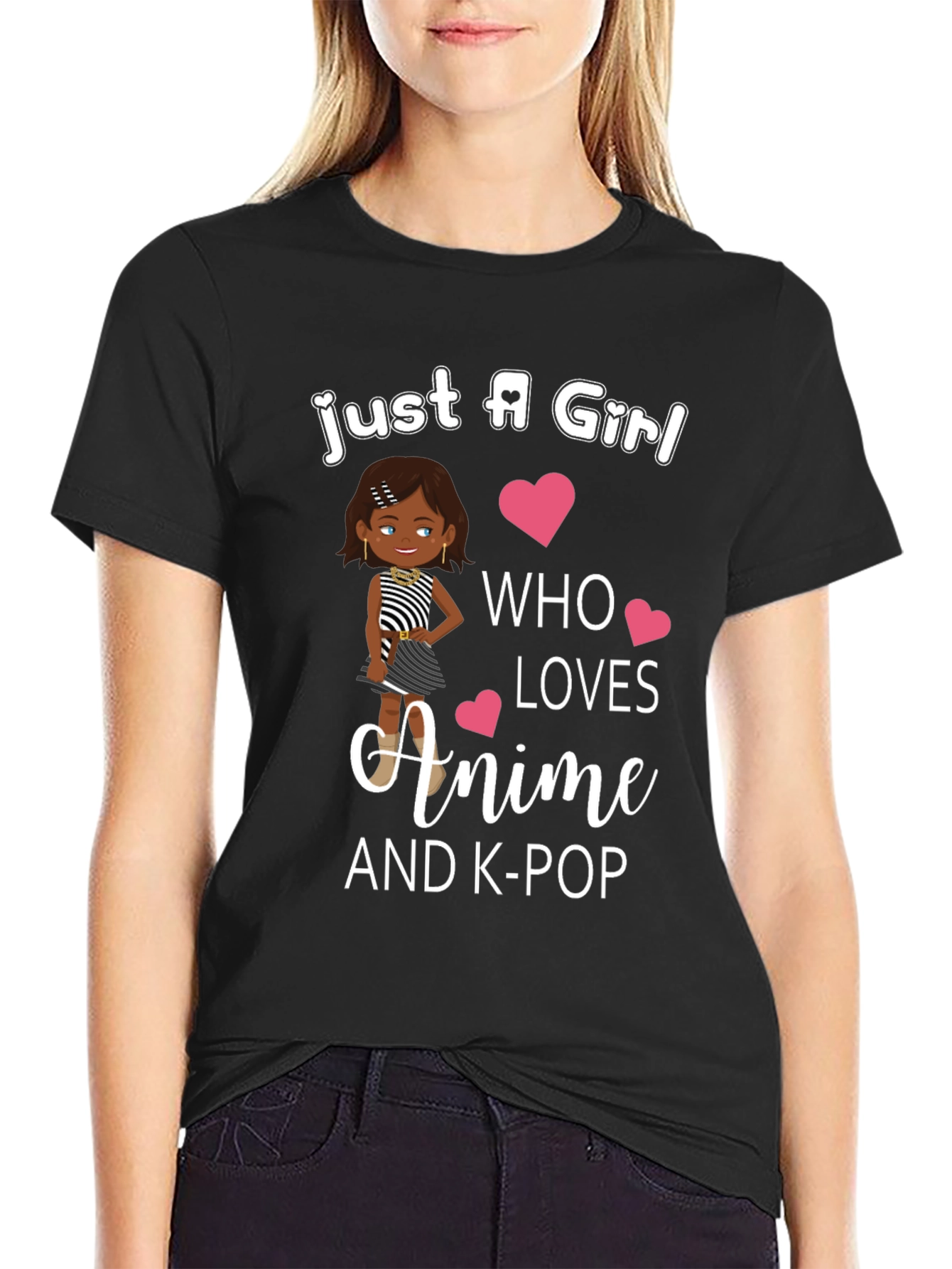 Camiseta Negra con Diseño de Anime y K-Pop para Chicas