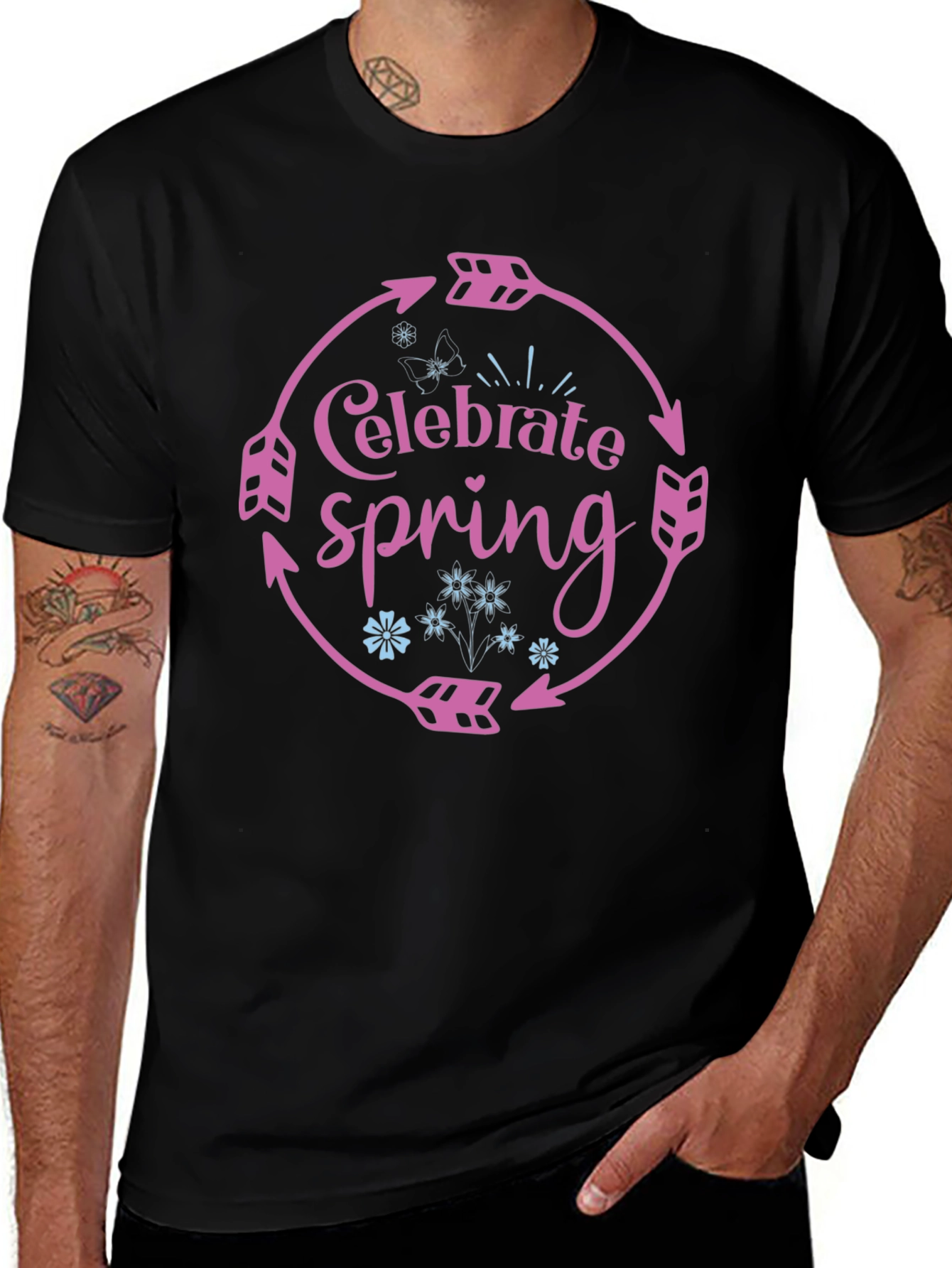 Camiseta Negra Celebra la Primavera Diseño Floral