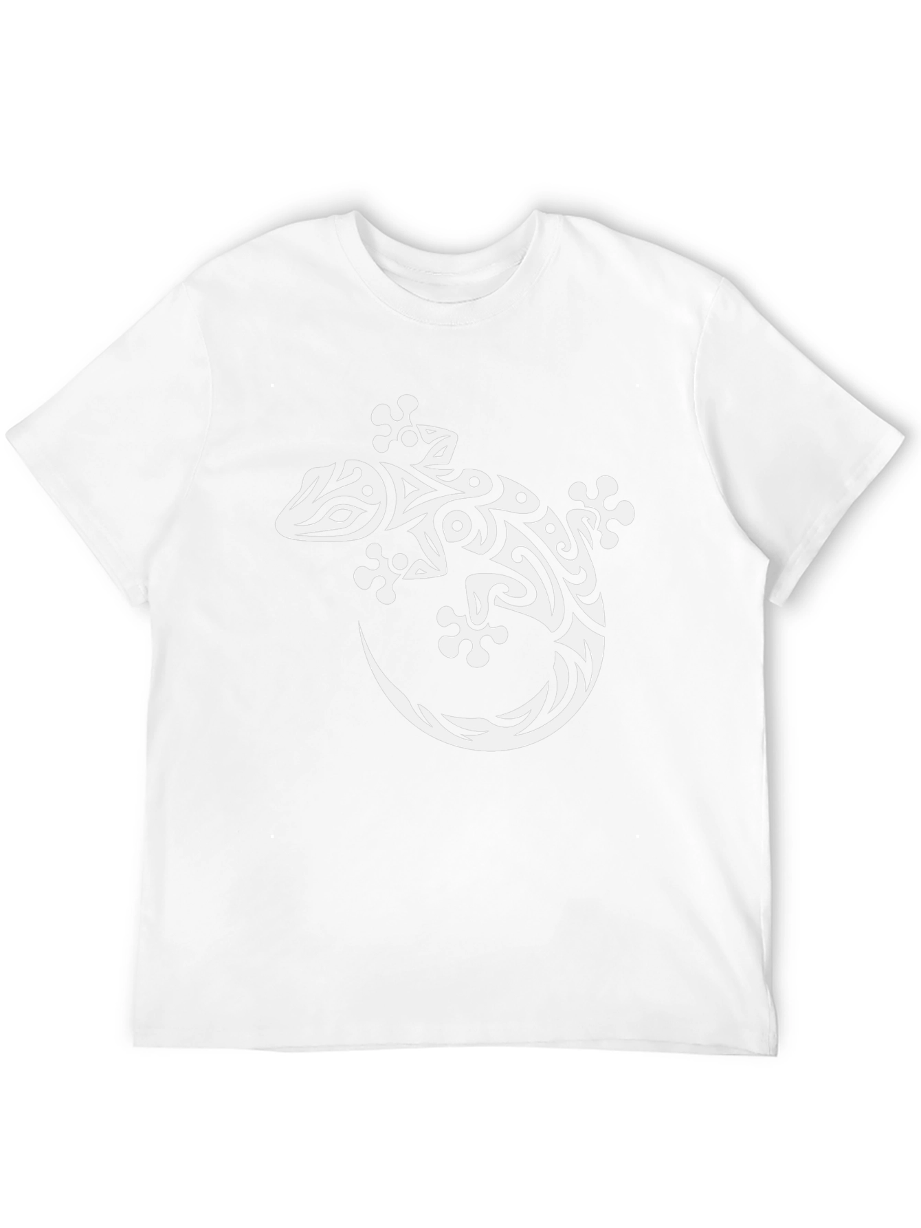 Camiseta Negra con Diseño de Gecko Tribal