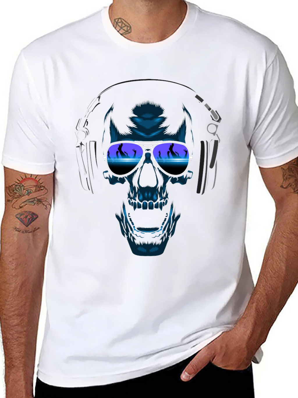 Camiseta Negra con Diseño de Calavera DJ