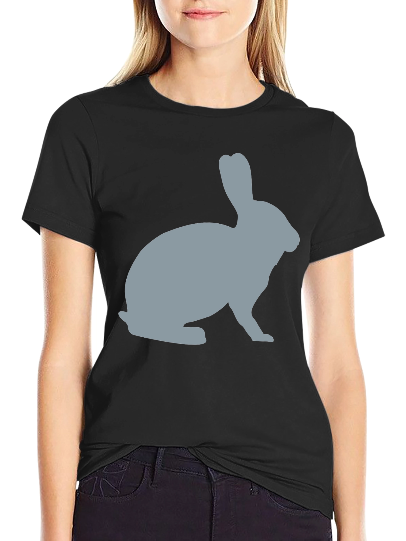 Camiseta Negra con Diseño de Conejo