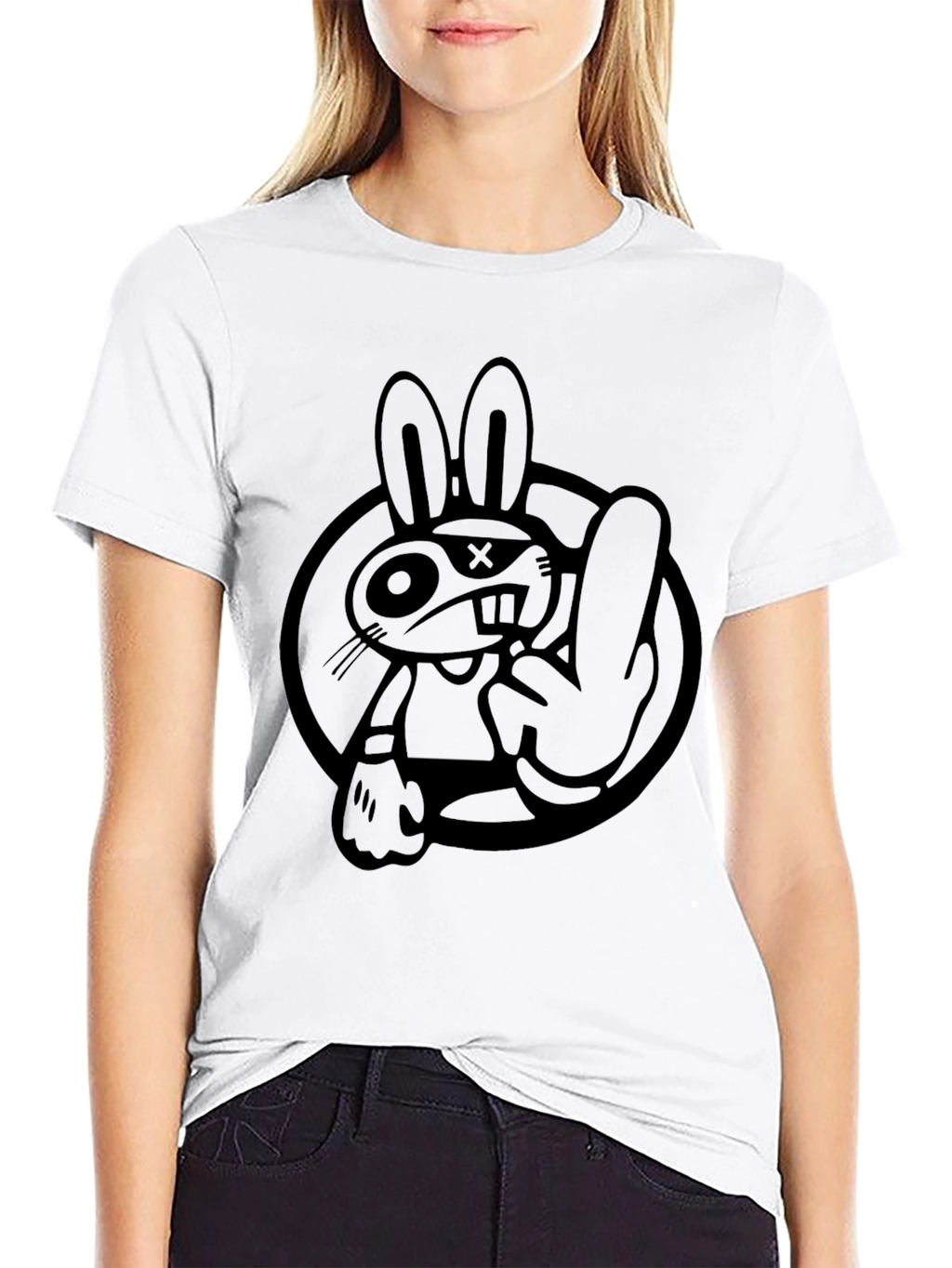 Camiseta Negra con Diseño de Conejo Rebelde